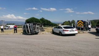 Tokatta bayram tatiline giderken kaza yaptılar: 3ü ağır 18 yaralı