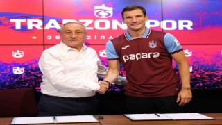 Trabzonspor, yeni transferleri Borna Barisic ve John Lundstram ile sözleşme imzaladı