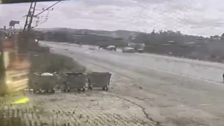 Traktörün ikiye bölündüğü kazanın görüntüleri ortaya çıktı