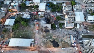 Tüpler bomba gibi patladı, ev alevlere teslim oldu