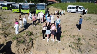 Turistler, şelalesi barajı ve mağarasıyla Yığılcaya hayran kaldı