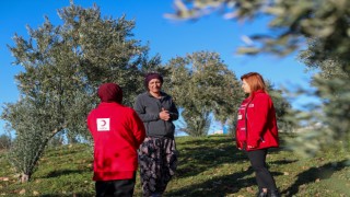 Türk Kızılay’ından depremden etkilenen esnaflara can suyu