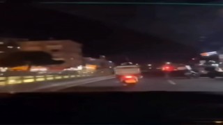 Ümraniyede motokuryenin trafikte tehlikeli hareketleri kamerada