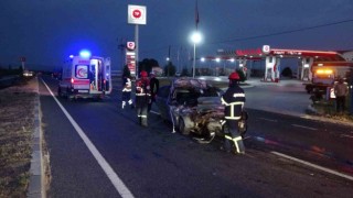 Uşakta otomobil kamyona arkadan çarptı: 1 ölü