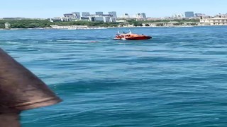 Üsküdarda vapurdan denize düşen yolcunun kurtarılma anı kamerada