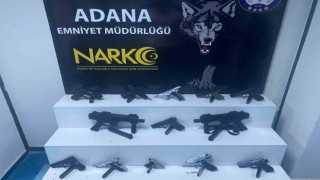 Uyuşturucu operasyonunda 2 uzi ve 11 ruhsatsız tabanca ele geçirildi
