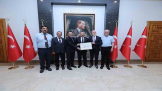 Vali Aksoydan Eskişehir Şehir Hastanesine teşekkür belgesi