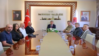Vali Eldivan gazetecilerle Güvenlik Bilgilendirme Toplantısında bir araya geldi
