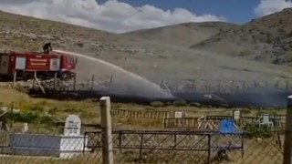 Vanda mezarlık yangını