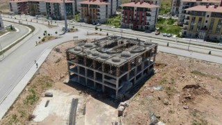 Verilen sözler yerine getirilmeyince caminin yapımı yarıda kaldı