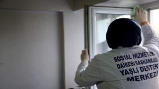 YADEM bayram öncesi yaşlıların yüzünde tebessüm oldu