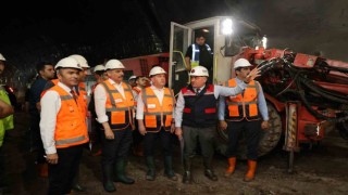 Yapım işi Bayburt Group tarafından sürdürülen ve 12 yıldır bitmeyen tünelde 2 ilin valisi incelemede bulundu