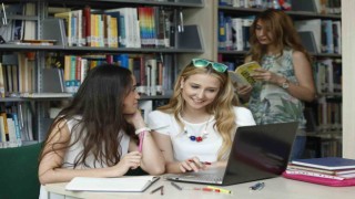 Yaşar Üniversitesi etki sıralamasında dünya listesinde