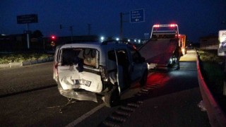 Yozgatta otomobil kırmızı ışıkta bekleyen araca arkadan çarptı: 4 yaralı