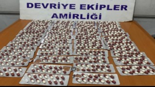 Zehir tacirleri polisten kaçamadı