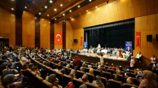 "Zor Zamanlarda Aile Olmak" Konulu Söyleşi Büyük İlgi Gördü