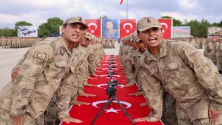2 bin 965 asker görevini tamamlayarak ailelerine kavuştu