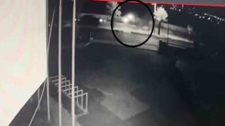 2 kişinin yaralandığı kazada otomobilin defalarca takla attığı anlar kamerada
