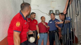 3 genç uyuyakaldı, koçbaşı ile eve giren ekipler uyandırdı