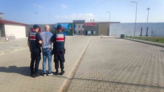4 yıl 6 ay hapis cezasıyla aranan şahıs yakalandı