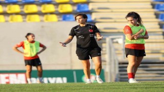 A Milli Kadın Futbol Takımı, Macaristan maçının hazırlıklarını tamamladı