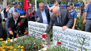 Adana Protokolü Şehitliği Ziyaret Etti
