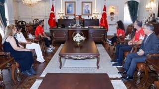Adana Valisi Köşger, Olimpiyat Sporcularını Ağırladı
