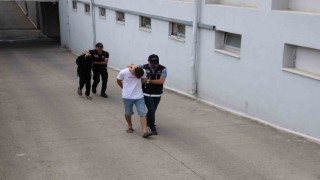 Adanada 2 torbacı tutuklandı