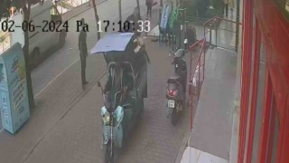 Adanada garip hırsızlık: Motosikleti sahibiyle birlikte çaldılar