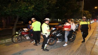 Adanada saat başına 12 motosiklet sürücüsüne ceza