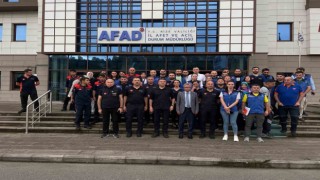 AFAD Başkanı Memiş, Rizede heyelanların yaşandığı bölgede incelemelerde bulundu