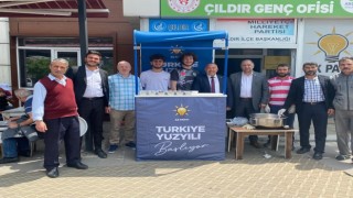AK Parti Çıldır İlçe Teşkilatından aşure ikramı
