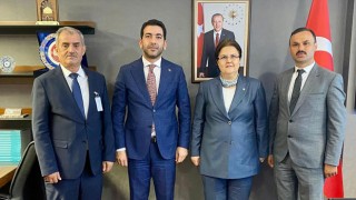 AK Partili Yanık, İlçe Başkanlarını Makamında Ağırladı