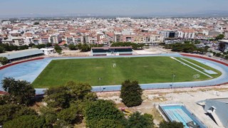 Akhisar Spor Kompleksi yenileme çalışmaları yüzde 70 tamamlandı