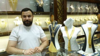 Altın fiyatları yükseldi, kuyumcular umutlarını gurbetçilere ve düğünlere bağladı