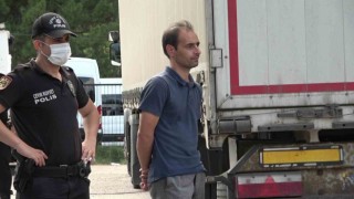 Amasyada kaçak göçmenleri taşıyan tırın İranlı sürücüsü tutuklandı