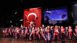 Antalya Büyükşehir kreşlerinde mezuniyet coşkusu