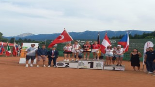 Antalyalı Zeynepsudan, İşitme Engelliler Avrupa Tenis Şampiyonasında gümüş madalya