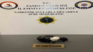Araçlarında uyuşturucu ele geçen 2 kişi gözaltına alındı