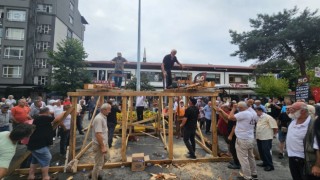 Arhavide geleneksel yarışmalar renkli görüntülere sahne oldu