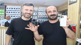 Arkadaşıyla iddiaya girdi, 50 bin TL değerindeki telefonunu kırdı