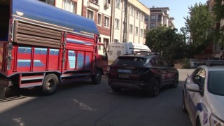 Ataşehirde bir şahıs tartıştığı eşini ve çocuklarını bıçakladı