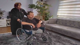 Ataşehirde evden çıkmayan kiracı engelli ev sahibinden çıkmak için 300 bin lira istedi