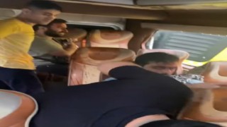 Avcılarda İETT otobüsü, park halindeki araçlara çarptı: 1i ağır 3 yaralı
