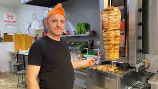 Aydında kavurucu sıcakta döner ustalarının zorlu mesaisi