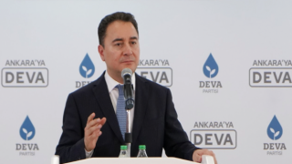 Babacan "Bu Ülkenin Geleceğini, Elif Gibi Dik Duranlar İnşa Edecek"