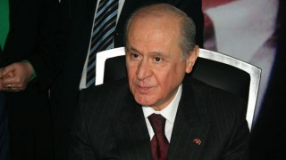 Bahçeli’den UEFA’ya Tepki: “Gol Sevinci Bahane Edilerek Türkiye Hedef Alınıyor”