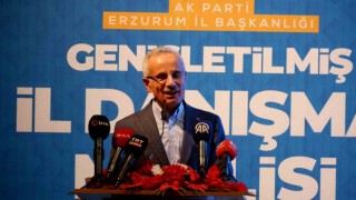 Bakan Uraloğlundan Erzuruma hızlı tren müjdesi