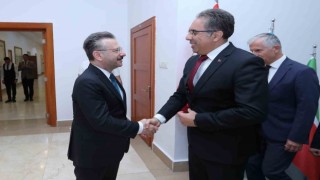 Bakan Yardımcısı Gümen, Vali Aksoyu ziyaret etti