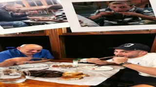 Barış Alper Yılmaz, yıllar sonra babasıyla aynı pozu verdi